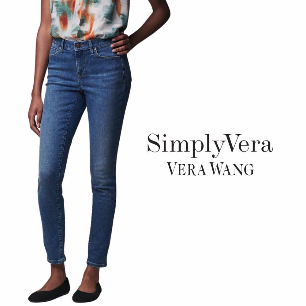 Simply Vera Skinny Cropped Blue Jeans, Size 6